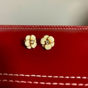 Kate Spade Daisy earrings